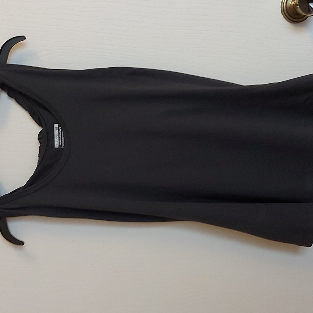 Layer 8 Size Large Charcoal Grey Racerback with Hood